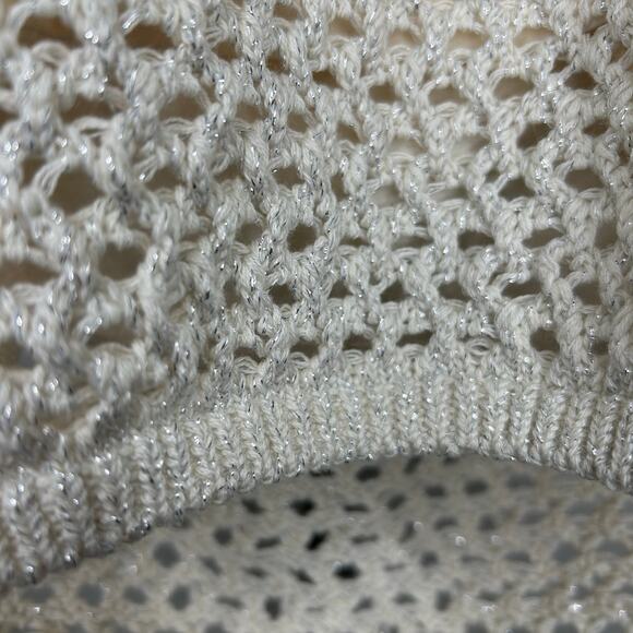 Garage halter top-size P/S-NWT-crochet w lining, tie neck,metallic‎ thread - Picture 3 of 6